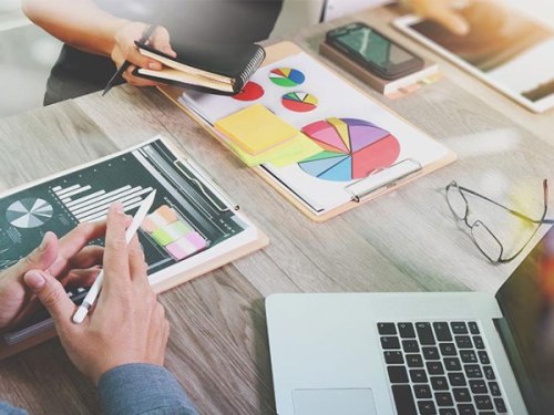 استراتژی های بازاریابی دیجیتال برای مخاطبان چند زبانه